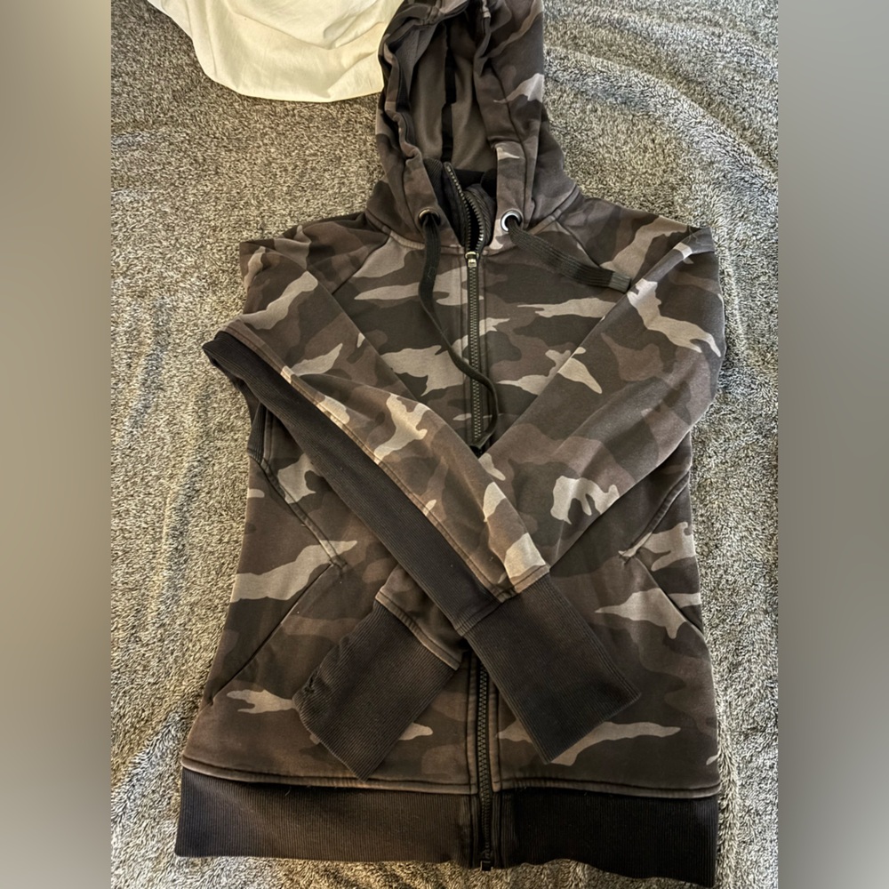 Camo athleta zip up